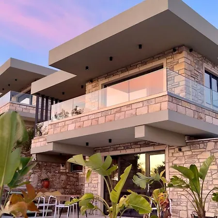 Olea Village Apartment Potos