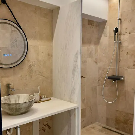 Olea Village Apartment Potos